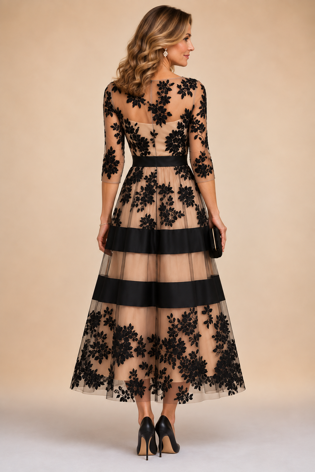 Victoria | Vestido Midi de Encaje Floral