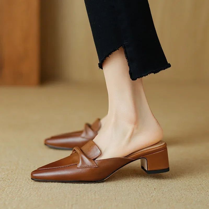 Alaya Mules de Piel Auténtica