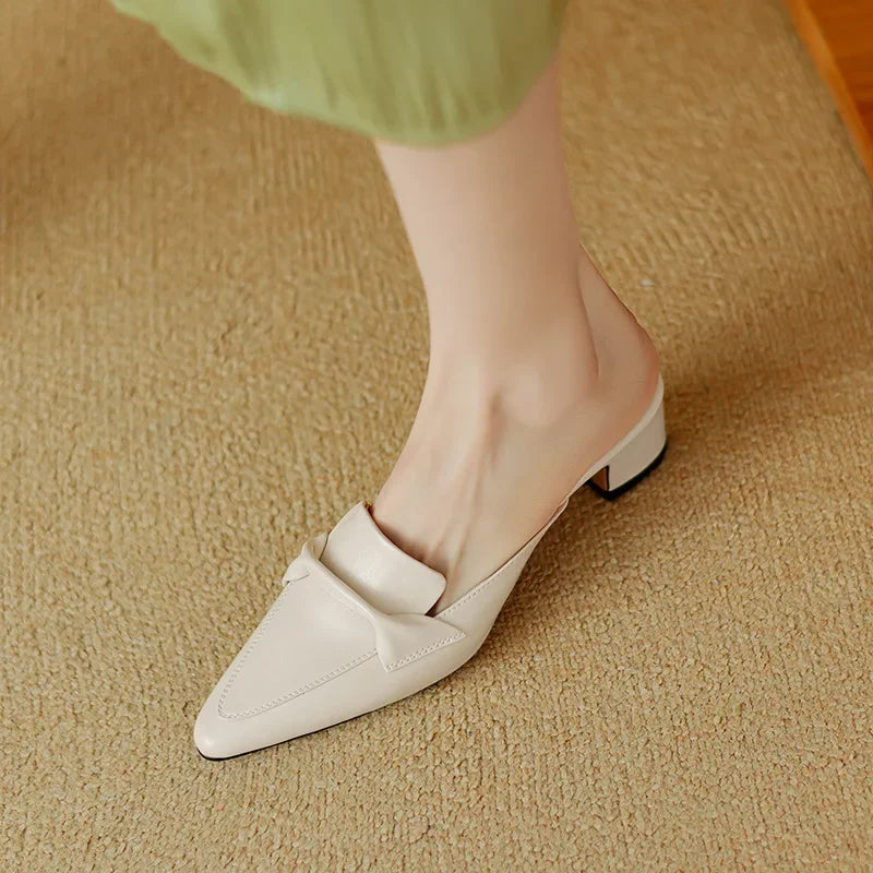 Alaya Mules de Piel Auténtica