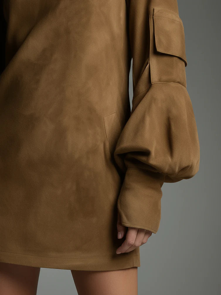 Bria | Vestido Mini Oversize de Ante con Cuello Alto