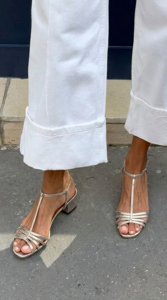 Allegra Sandalias Doradas de Tiras