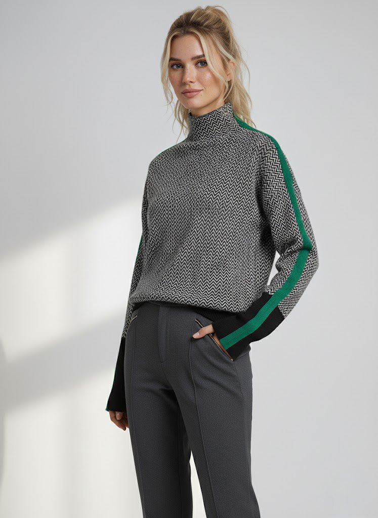 Elara | Cuello Alto con Rayas Contrastadas