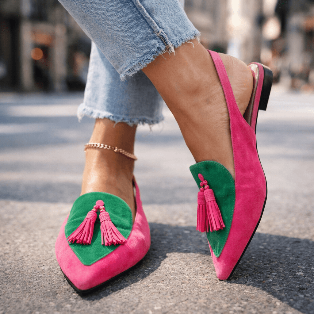 Eliza Sandalias con Tiras y Borlas