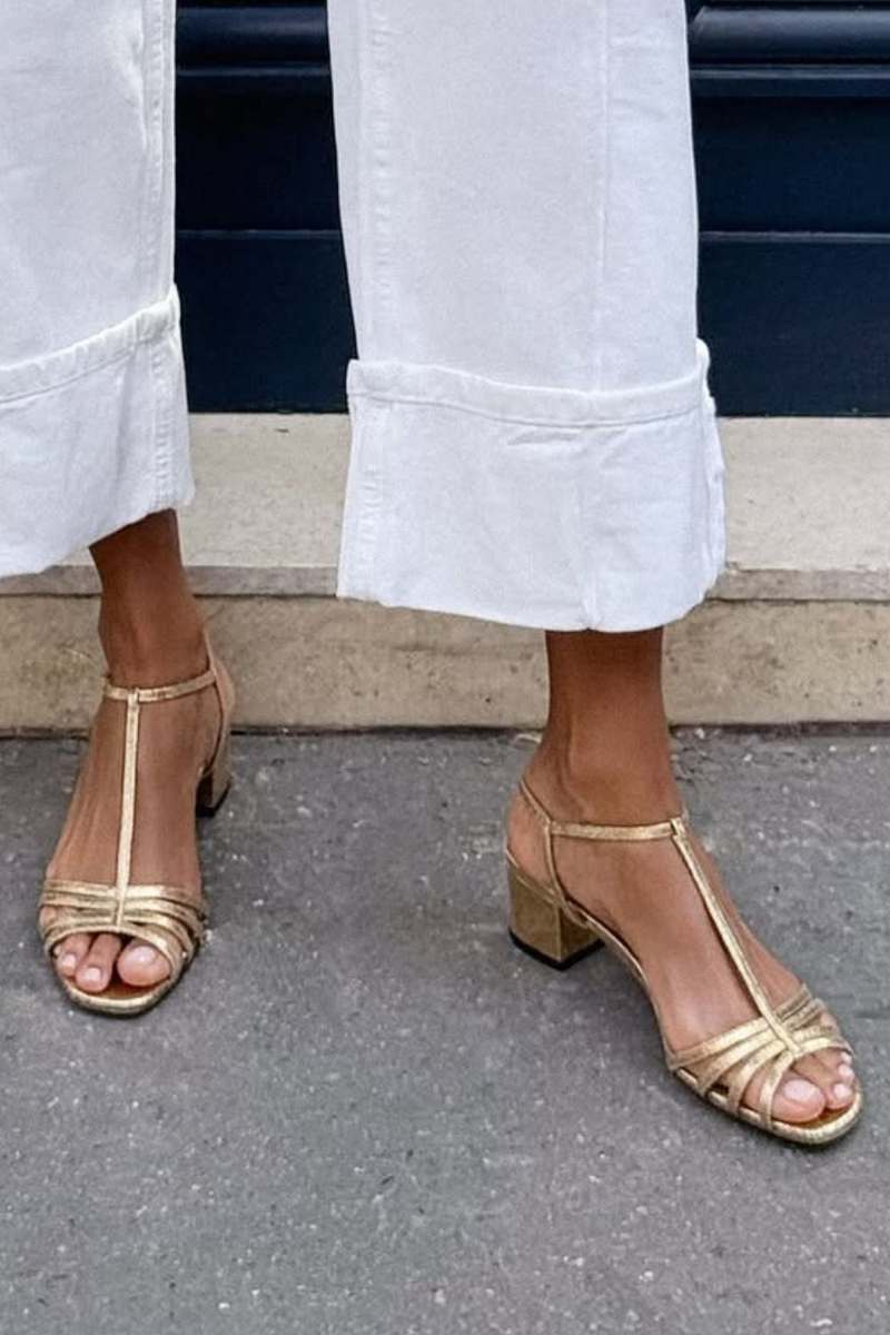 Allegra Sandalias Doradas de Tiras