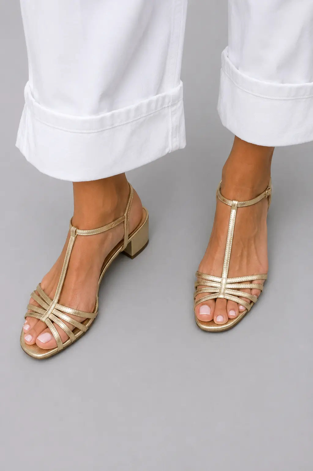 Allegra Sandalias Doradas de Tiras