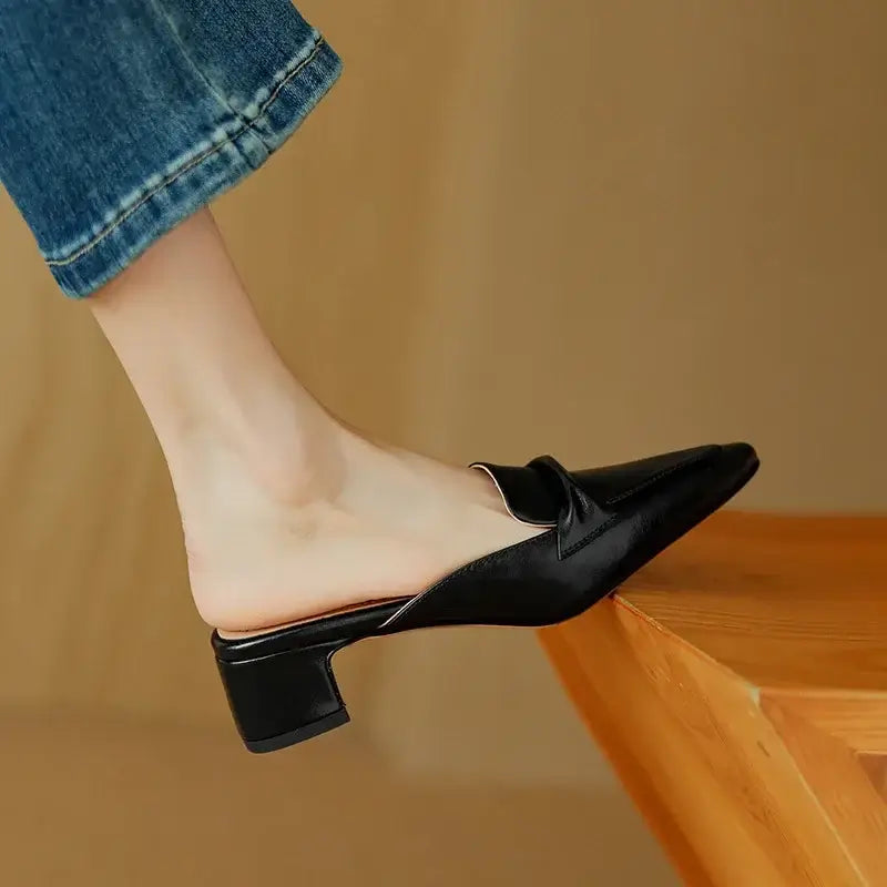 Alaya Mules de Piel Auténtica