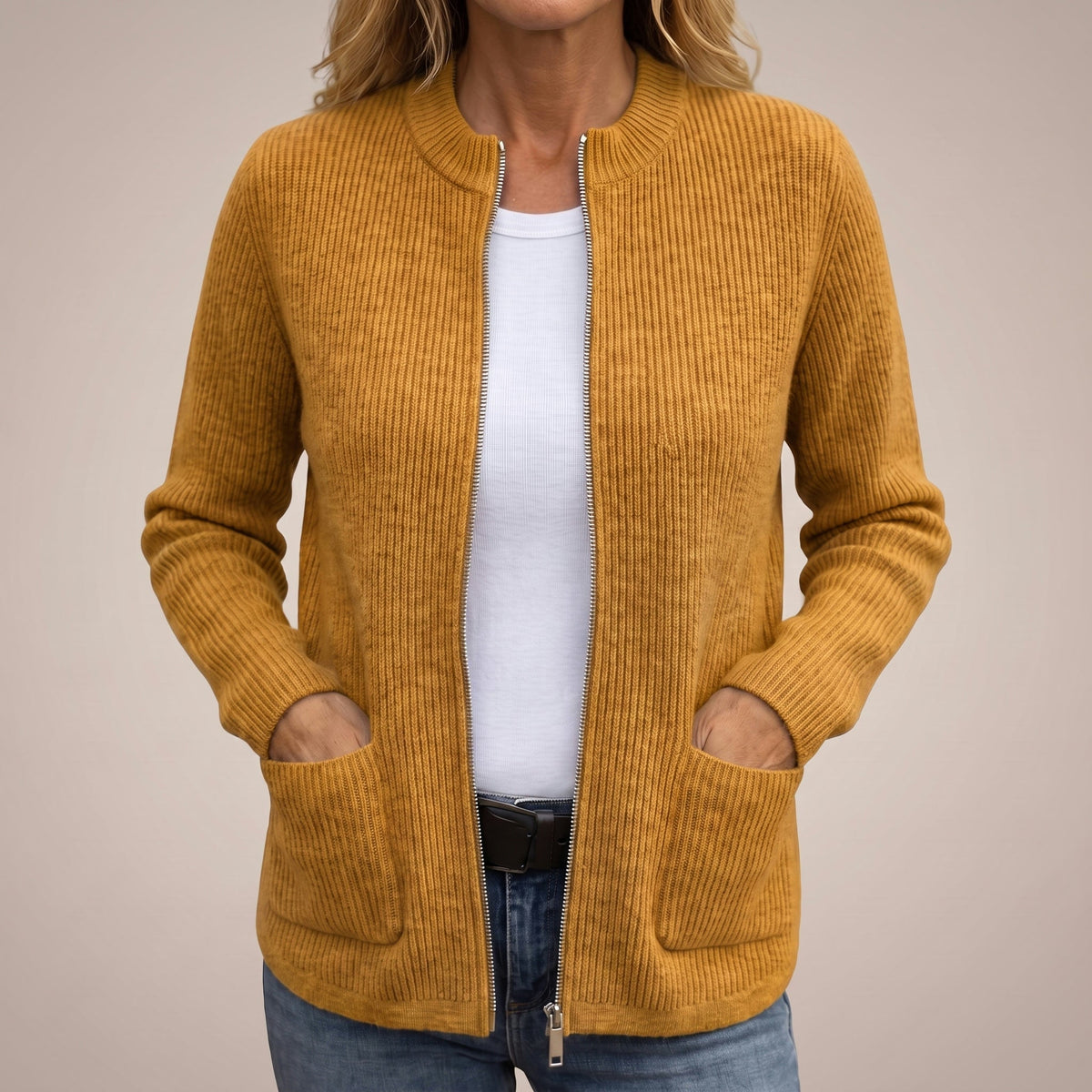 Anneke Cárdigan de Punto Canalé con Cremallera y Bolsillos Profundos