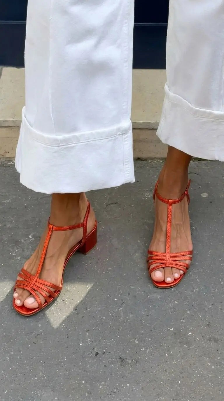 Allegra Sandalias Doradas de Tiras