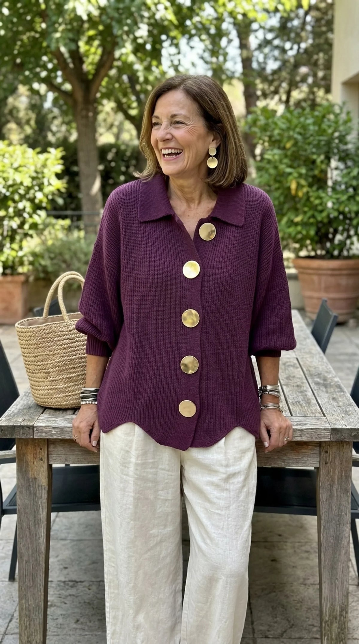 Isadora | Cárdigan Oversize con Cuello y Botones Metálicos