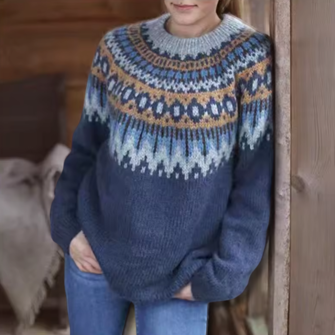 Freya – Jersey de Invierno con Diseño Nórdico en los Hombros